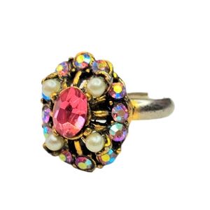 Adjustable Vintage costume ring